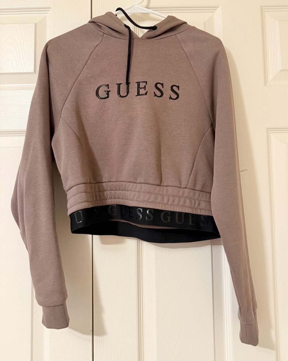 Guess Cropped Hoodie Size M Mauve Logo